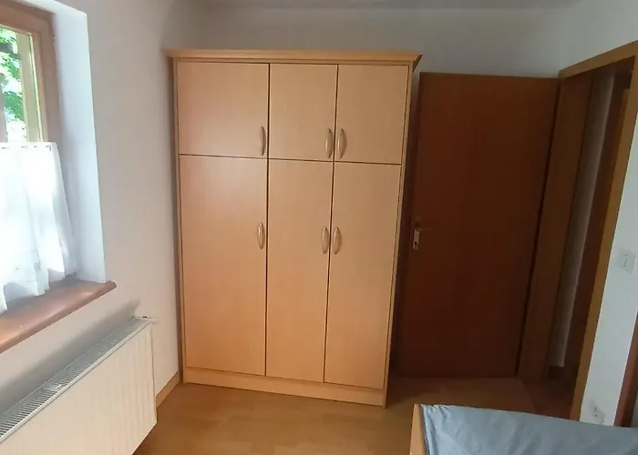 Mmmm דירה בובק