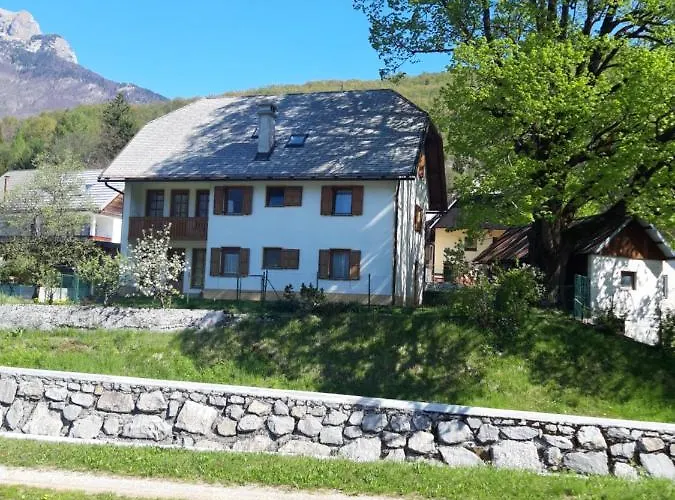 Mmmm דירה בובק